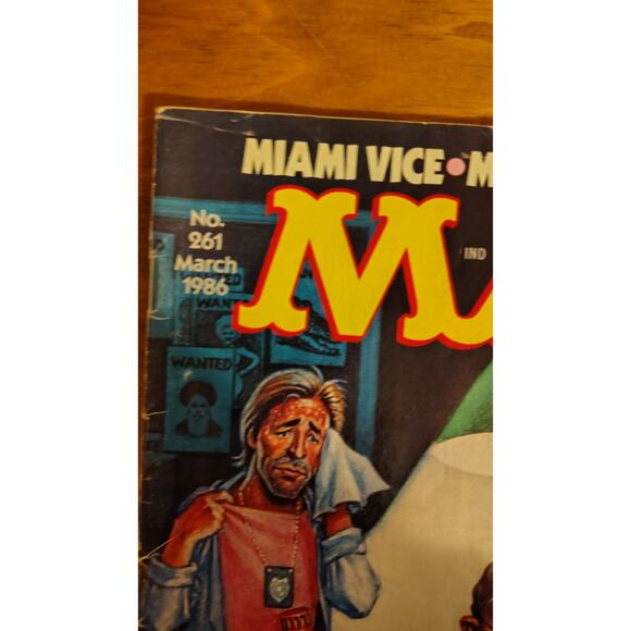 Vintage MAD Magazine No. 261 March 1986 Featuring Miami Vice & Murder She Wrote - Picture 3 of 5